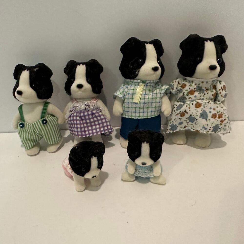 Calico Critters Border Collie Dog Family with Babies